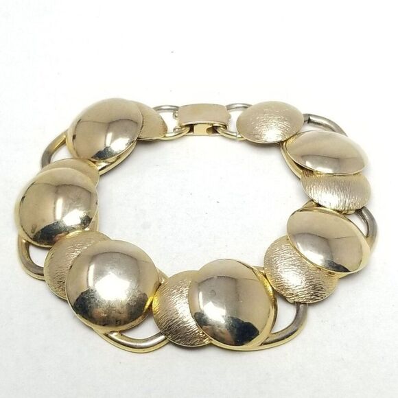 Vintage Round Dome Link Panel Chain Bracelet, Gold Tone Wide Bangle, Estate - Picture 1 of 5